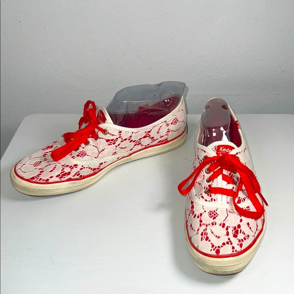 Women's Keds x Taylor Swift Red Lace Sneakers Sz. 9 - Picture 1 of 10